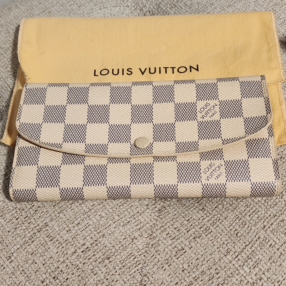 Louis Vuitton Black and White Wallet Checkered Design